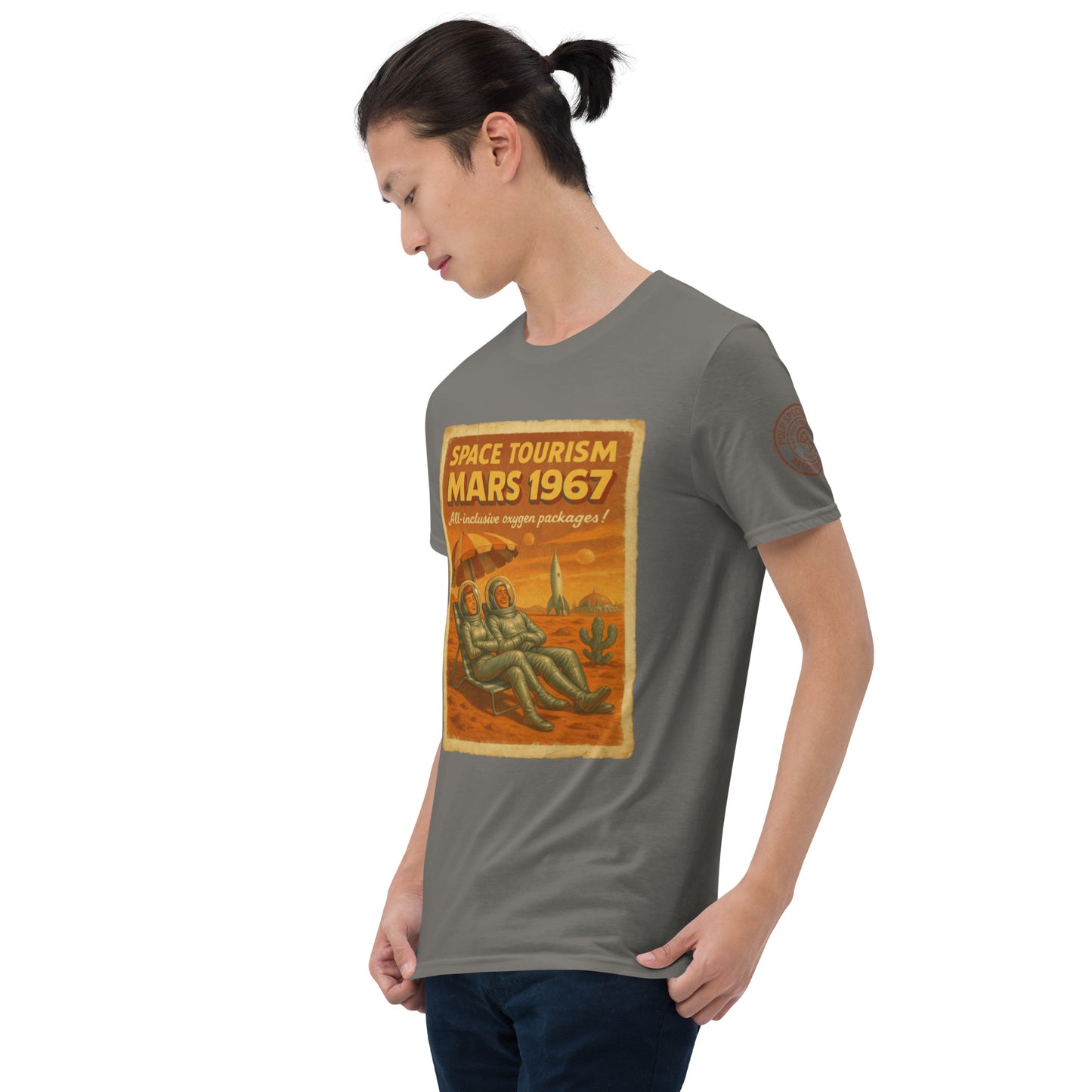 Camiseta de manga corta unisex. Space Tourism Mars 1967. - PULP SPECTER