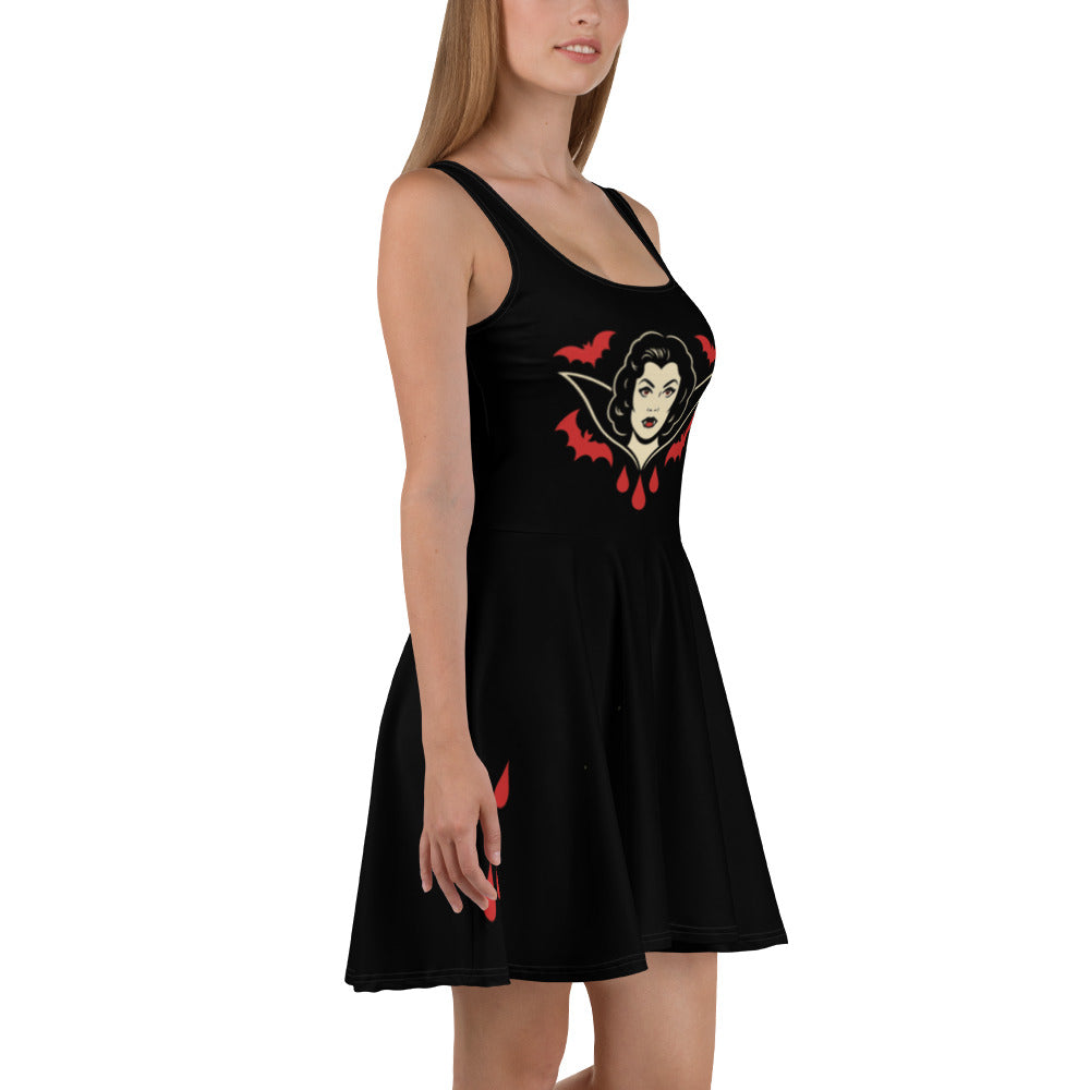 Vestido skater all over print de Pulp Specter con diseño alternativo de terror y ciencia ficción

