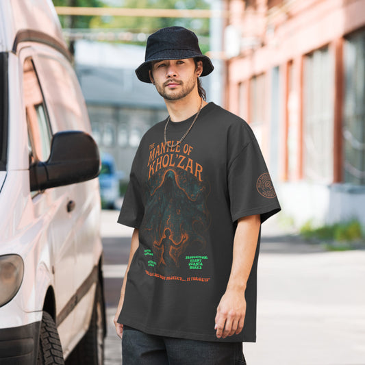 Camiseta oversize con efecto desgastado. The Mantle of Khol´zar. - PULP SPECTER