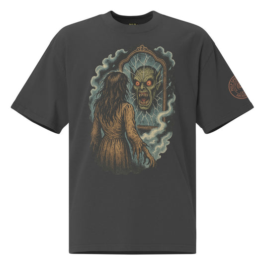 Camiseta oversize con efecto desgastado. Forbidden Reflection. - PULP SPECTER