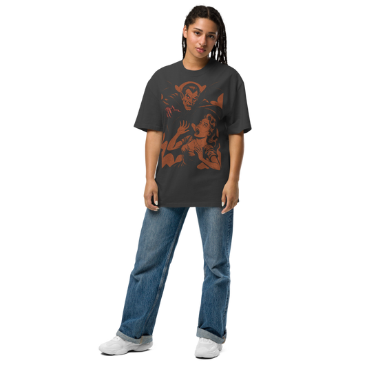 Camiseta oversize con efecto desgastado. Midnight Childhood.