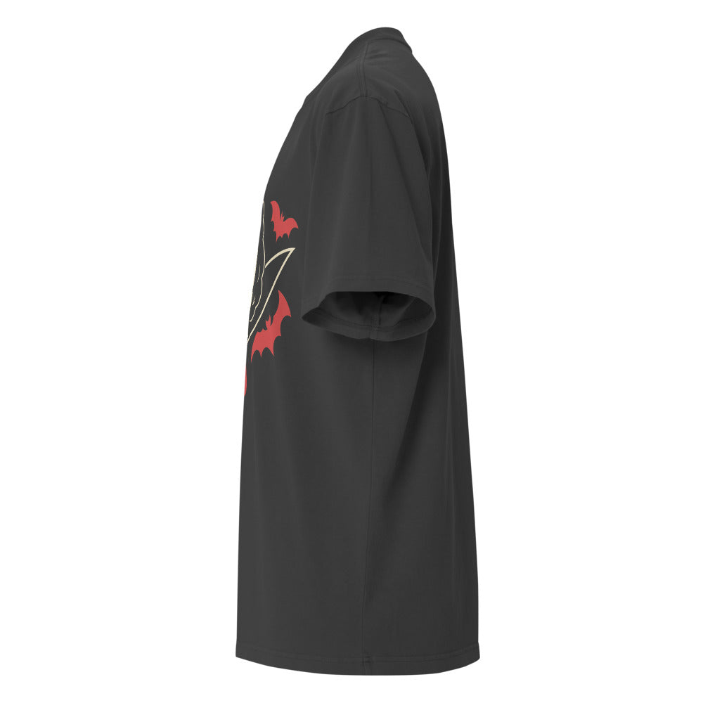 Camiseta oversize con efecto desgastado. The Crimson Countess. - PULP SPECTER