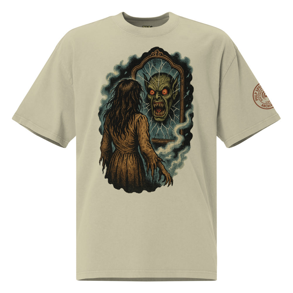 Camiseta oversize con efecto desgastado. Forbidden Reflection. - PULP SPECTER