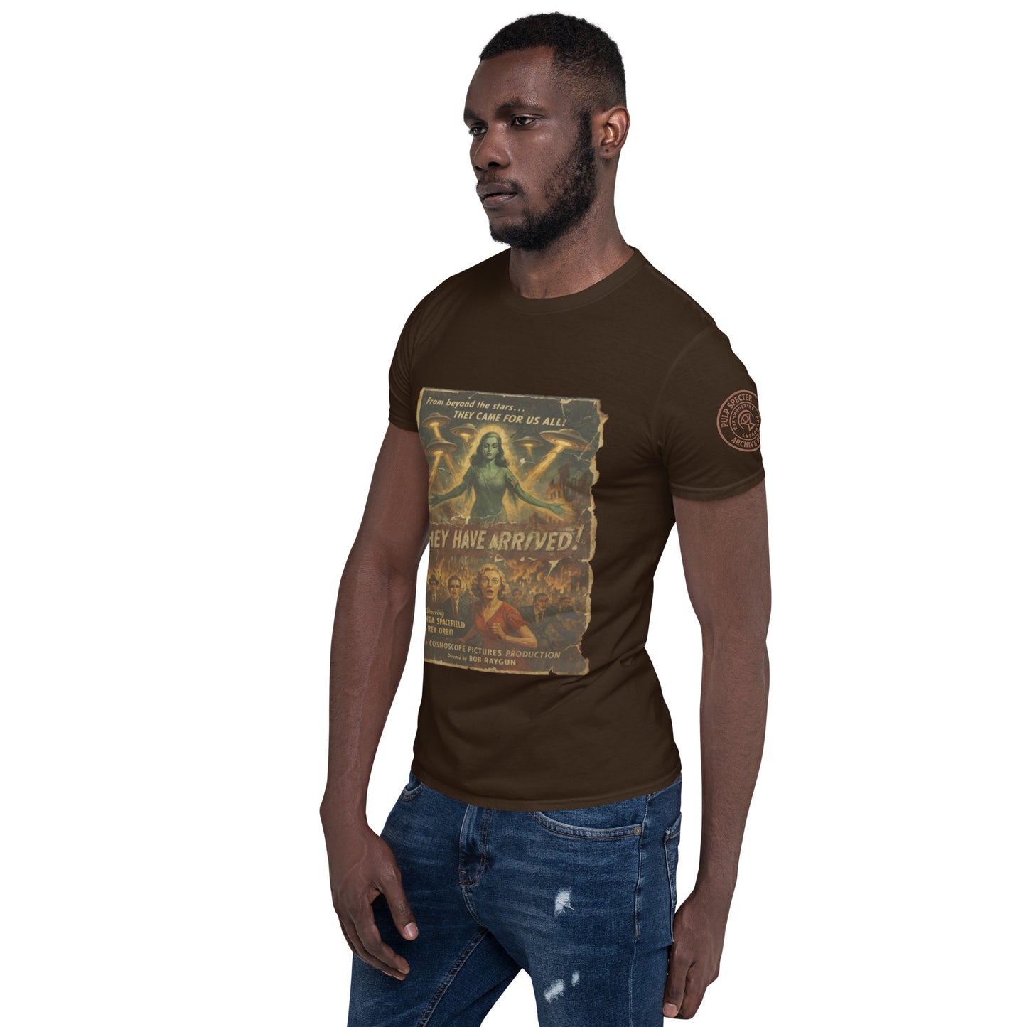 Camiseta de manga corta unisex. They Have Arrived. - PULP SPECTER